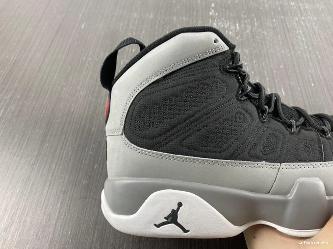 CT8019-060 9 Jordan Retro Grey Particle 0920